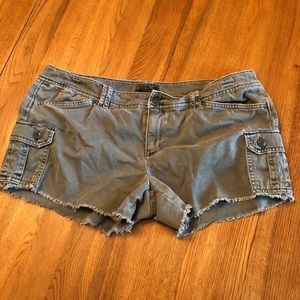 American Eagle Cut Off Shorts 🦅